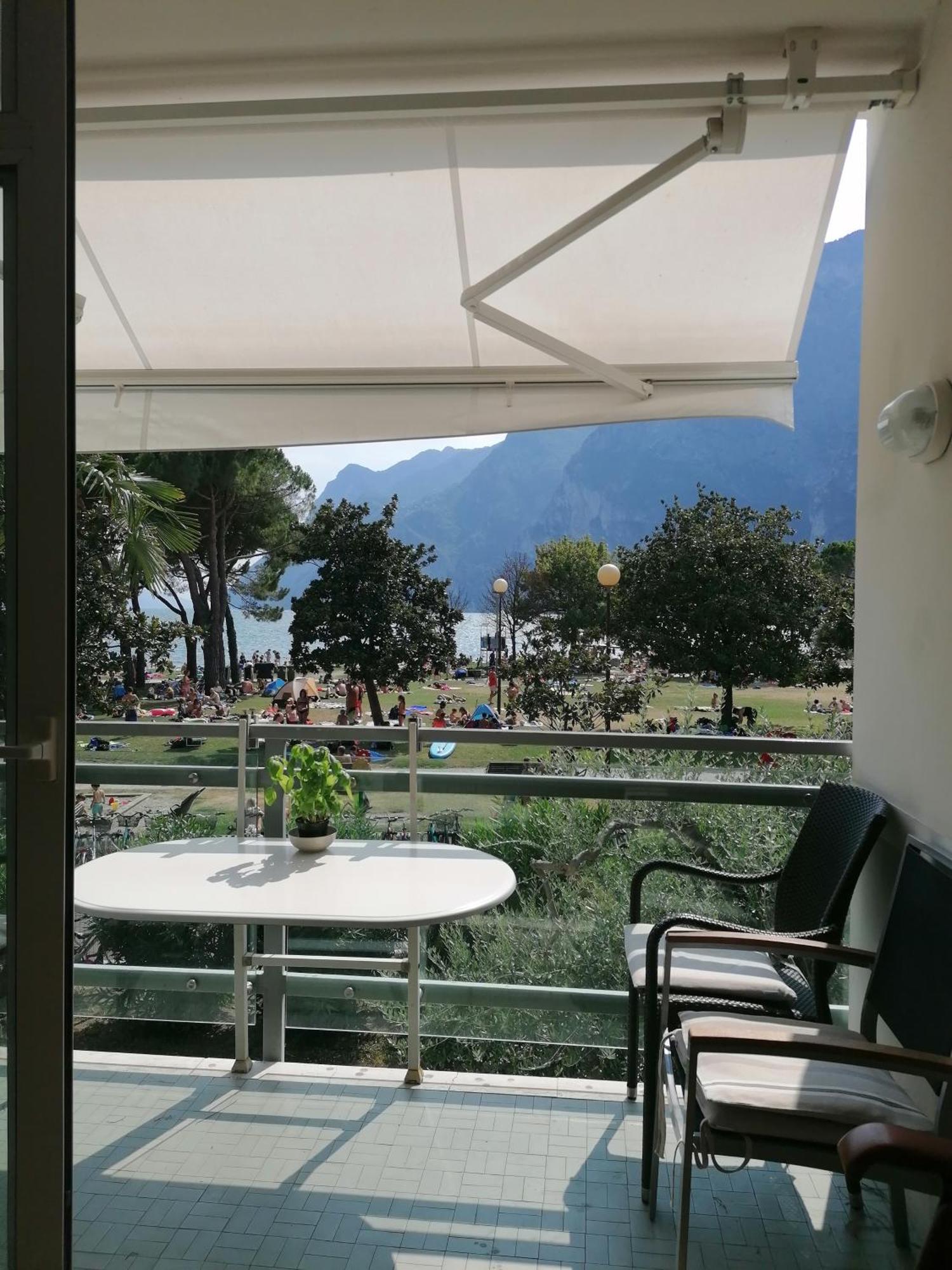 Appartement Lago Blu Riva del Garda Eksteriør billede