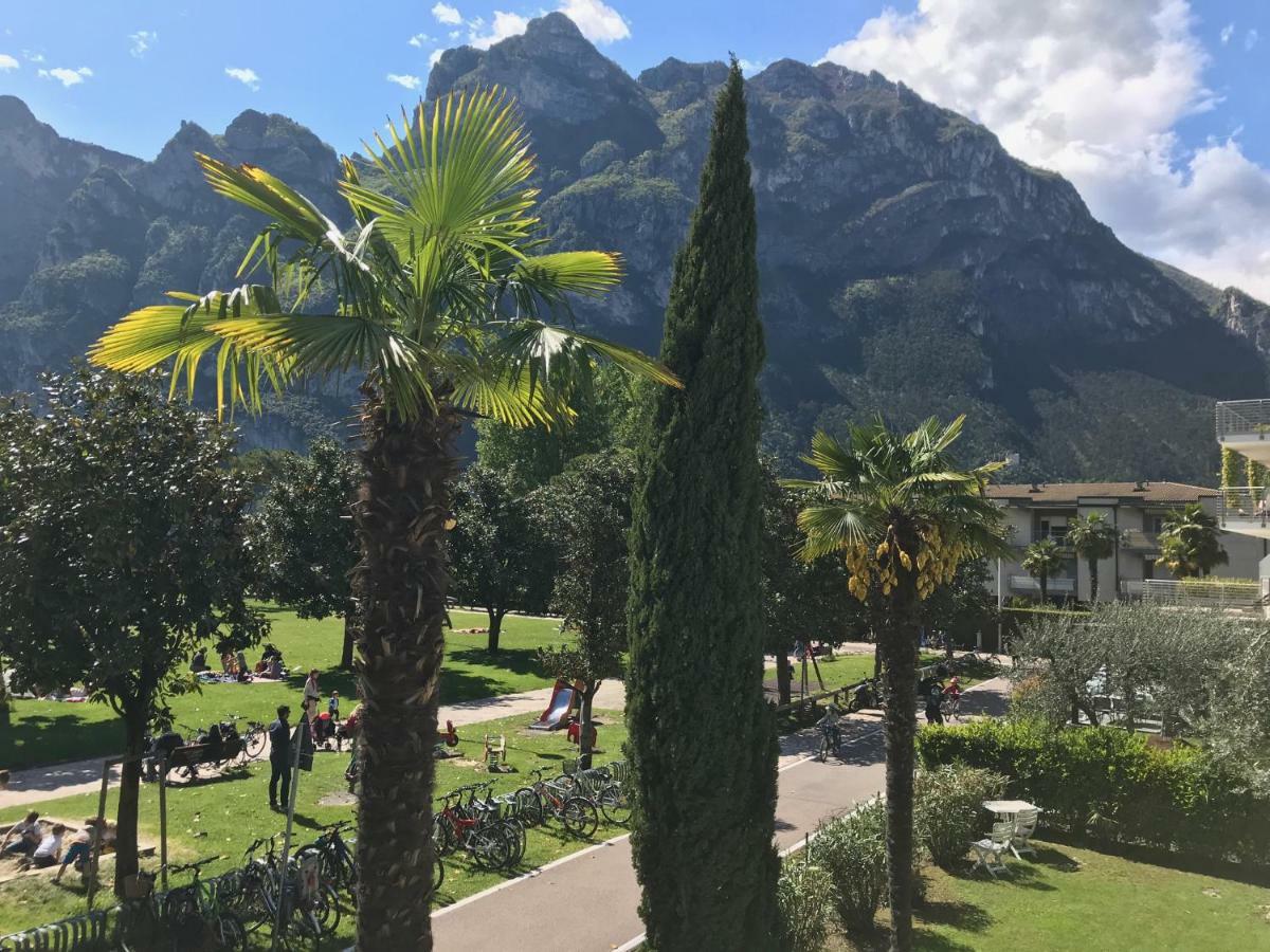 Appartement Lago Blu Riva del Garda Eksteriør billede