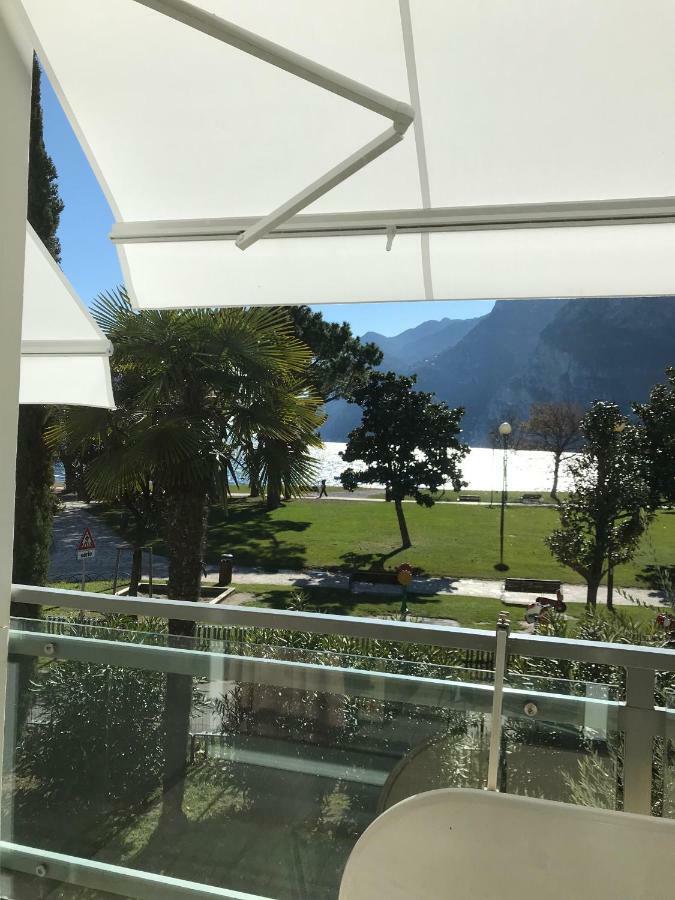 Appartement Lago Blu Riva del Garda Eksteriør billede