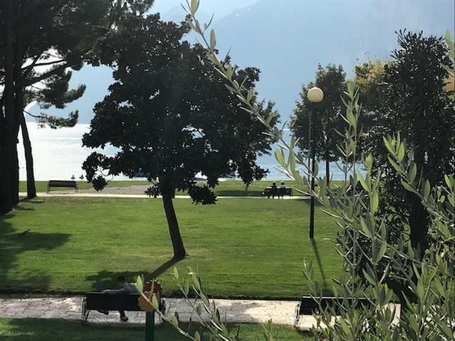 Appartement Lago Blu Riva del Garda Eksteriør billede